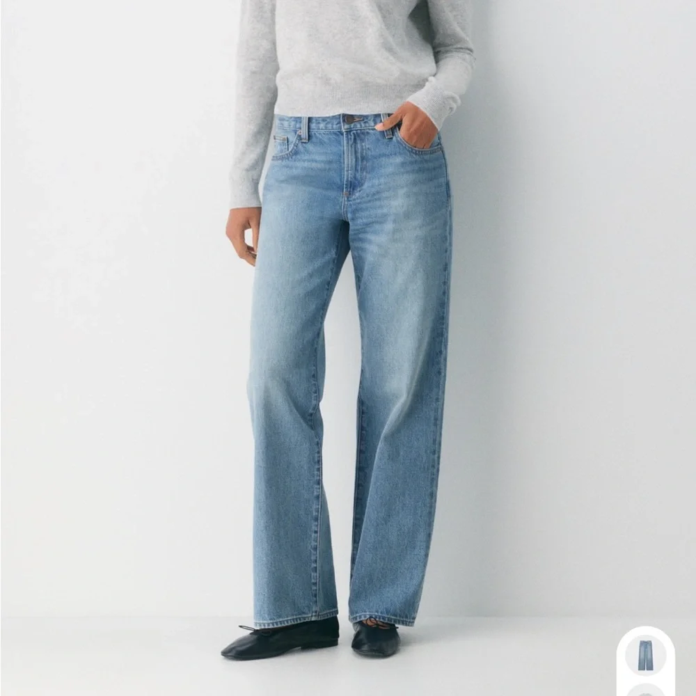 Aritzia Denim Forum Farrah Low Rise Jeans - Picture 4 of 12